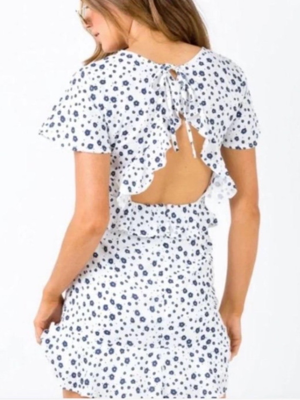 Princess Polly White & Navy Floral Short Sleeve Fit-and-Flare Dress Open Back - Picture 2 of 16